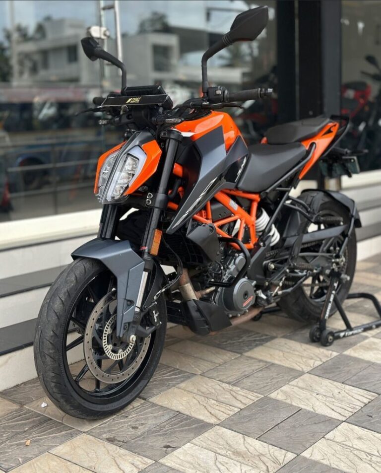 KTM DUKE 390