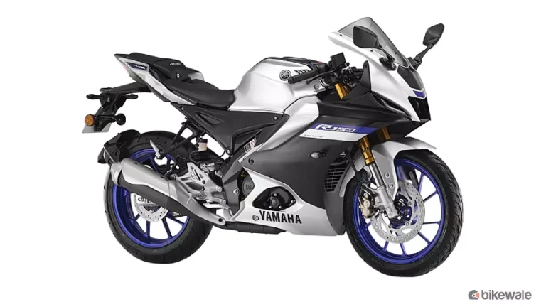 Yamaha R15 Price